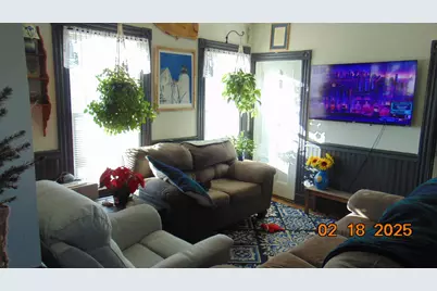 68 W West Broadway, Lincoln, ME 04457 - Photo 4