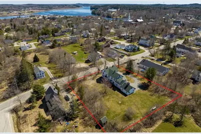 44 Broadway Street, Machias, ME 04654 - Photo 10