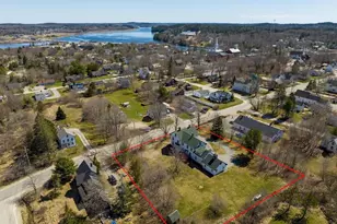44 Broadway St, Machias, ME 04654 - Photo 10