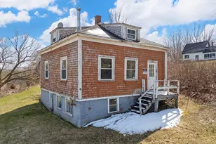 76 Fish St, Thomaston, ME 04861 - Photo 2