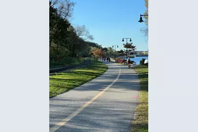 246 Eastern Promenade #401, Portland, ME 04101 - Photo 6