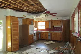 30 New Hampshire St, Millinocket, ME 04462 - Photo 4