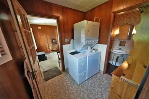 33 Pleasant St, Houlton, ME 04730 - Photo 38