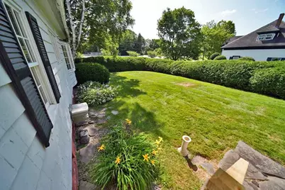 33 Pleasant Street, Houlton, ME 04730 - Photo 26