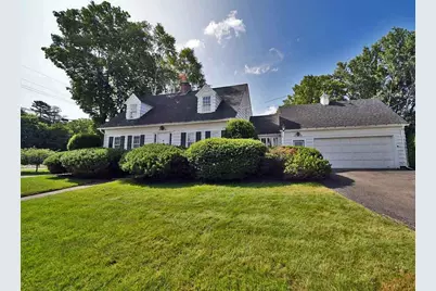 33 Pleasant Street, Houlton, ME 04730 - Photo 4