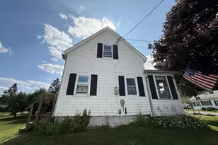 10 Palm St, Baileyville, ME 04694 - Photo 12