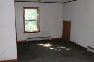 12 Jones St, Madison, ME 04950 - Photo 4