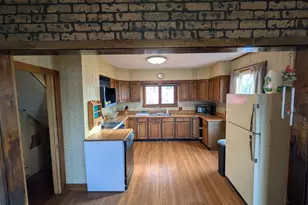 85 School St, Millinocket, ME 04462 - Photo 6
