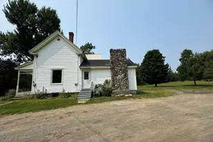 75 Pleasant Ave, Sangerville, ME 04479 - Photo 4