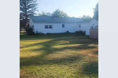 17 Willow Street, Howland, ME 04448 - Photo 4