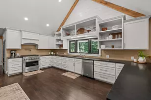 10 Lewis Rd, Kittery, ME 03904 - Photo 6