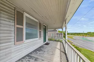 198 High St, Caribou, ME 04736 - Photo 8