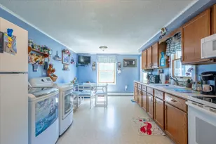 29 Mechanic St, Rockland, ME 04841 - Photo 12