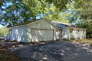 92 Water St, Howland, ME 04448 - Photo 4