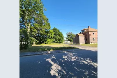 49 W Broadway, Lincoln, ME 04457 - Photo 14