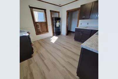 49 W Broadway, Lincoln, ME 04457 - Photo 6