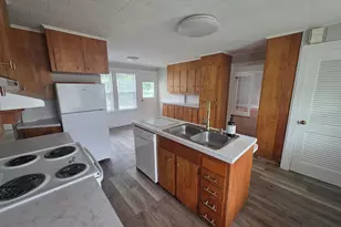 80 Rankin St, Rockland, ME 04841 - Photo 6