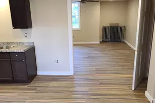 18 Leavitt St, Skowhegan, ME 04976 - Photo 4