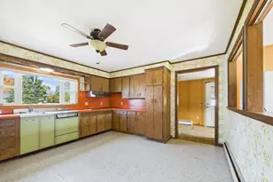 71 Garden Cir, Caribou, ME 04736 - Photo 8