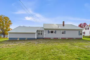 71 Garden Cir, Caribou, ME 04736 - Photo 36