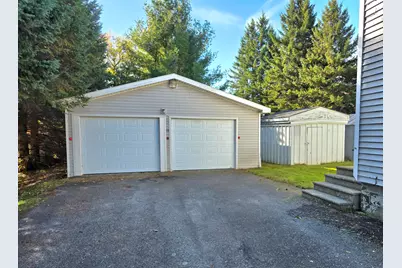 39 Washington Street, Caribou, ME 04736 - Photo 12