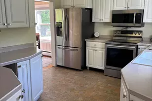 73 Forest Ave, Millinocket, ME 04462 - Photo 4
