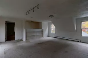 7 Hubbard St, Saco, ME 04072 - Photo 38