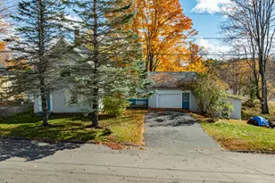 18 Green St, Dover Foxcroft, ME 04426 - Photo 2