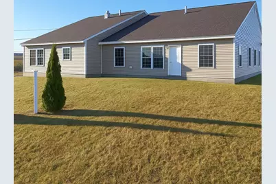8 Wesleyan Street, Fort Fairfield, ME 04742 - Photo 2