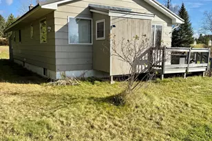612 Lake Shore Rd, Madawaska, ME 04773 - Photo 14