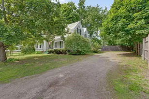 7 Bean St, Madison, ME 04950 - Photo 2