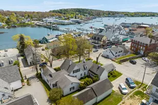 34 Townsend Ave, Boothbay Harbor, ME 04538 - Photo 4