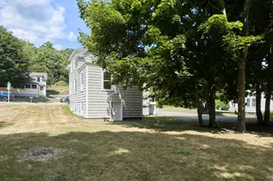 1032 Commercial St, Rockport, ME 04856 - Photo 4