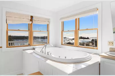 38 W. Main W Main Street, Vinalhaven, ME 04863 - Photo 28