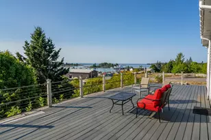 38 W Main W Main St, Vinalhaven, ME 04863 - Photo 4