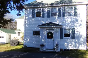 25 Belleview Ave, Winter Harbor, ME 04693 - Photo 2