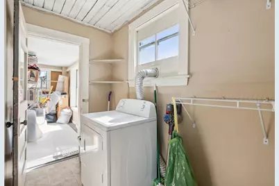279 Pine Street, Lewiston, ME 04240 - Photo 44