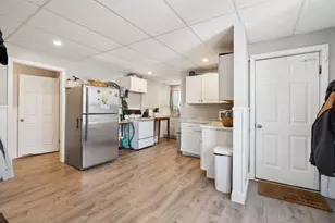 279 Pine St, Lewiston, ME 04240 - Photo 34