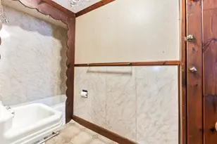 904 & 908 Lakeview Dr, China, ME 04358 - Photo 24