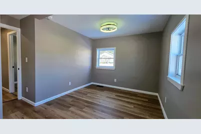 29 Exchange Street, Presque Isle, ME 04769 - Photo 28