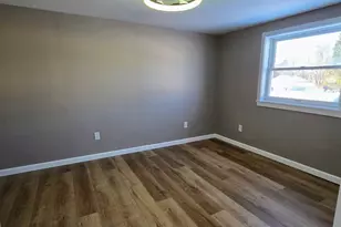 29 Exchange St, Presque Isle, ME 04769 - Photo 24