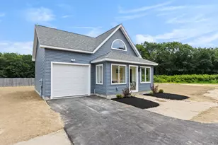 16 Thistle Dr, Gorham, ME 04038 - Photo 2