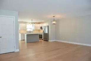 18 Violet Dr, Farmingdale, ME 04344 - Photo 8