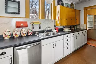 861 W Main St, Dover Foxcroft, ME 04426 - Photo 16