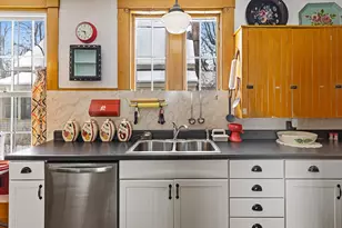 861 W Main St, Dover Foxcroft, ME 04426 - Photo 18