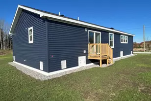 4 Baxter Blvd, Biddeford, ME 04005 - Photo 2