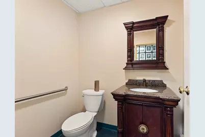 120 Drummond Avenue, Waterville, ME 04901 - Photo 8