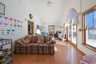 913 Essex St, Bangor, ME 04401 - Photo 10