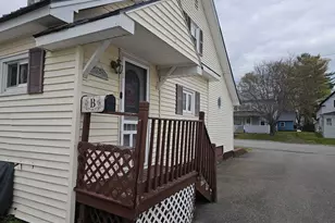 22 Pine St, East Millinocket, ME 04430 - Photo 16