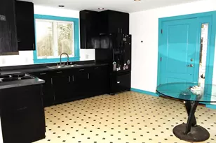 810 Rockland St, Rockport, ME 04856 - Photo 16